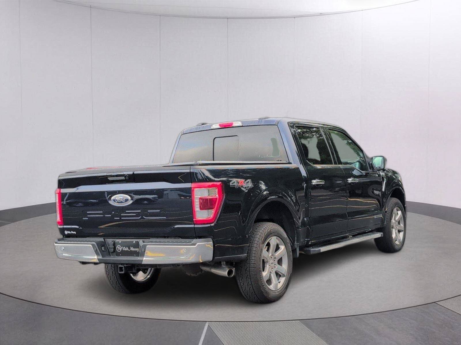 Used 2023 Ford F150 Lariat w/ Equipment Group 502A High AWD/4WD image 8