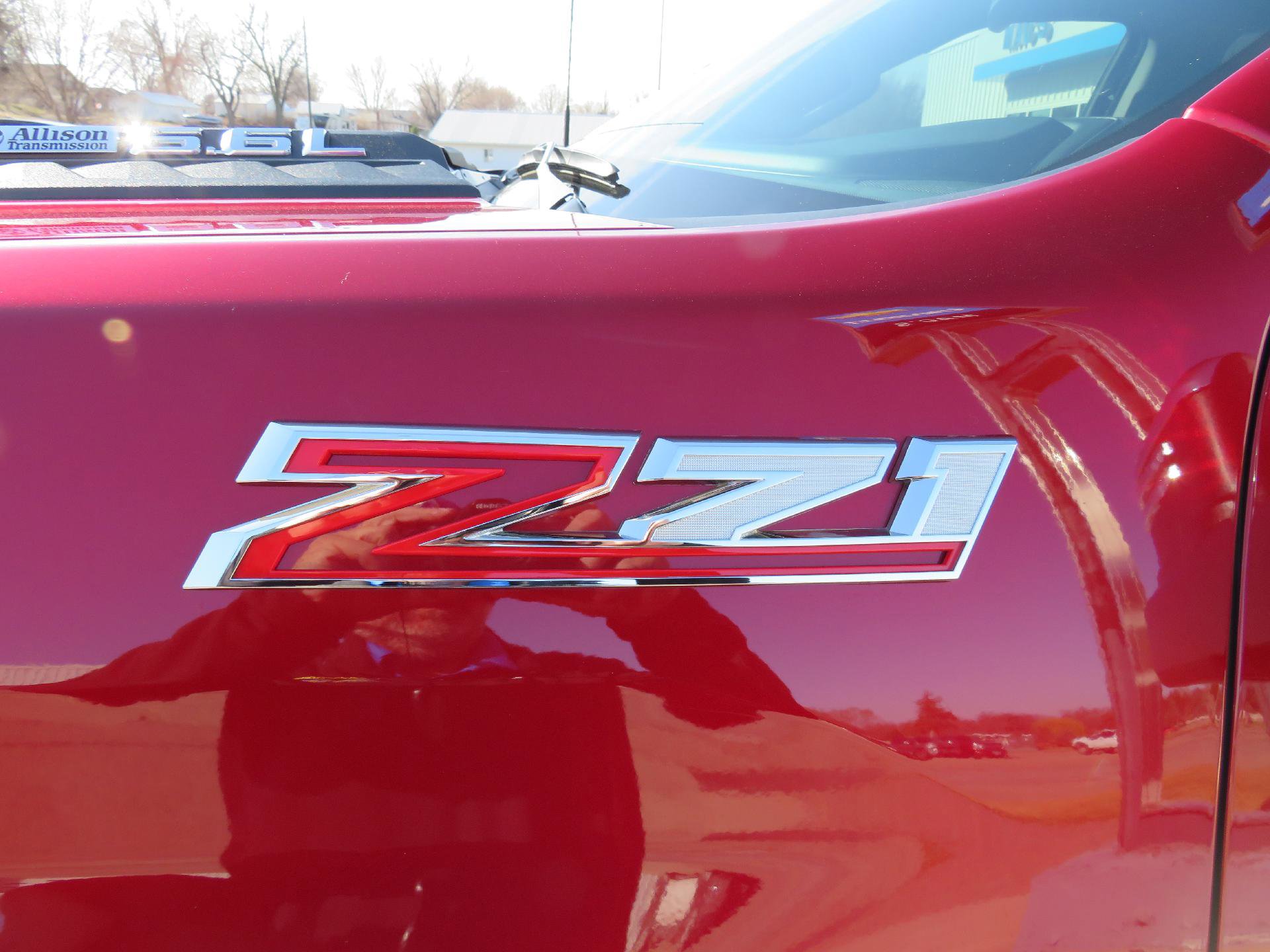 Used 2024 Chevrolet Silverado 2500 LTZ w/ LTZ Convenience Package image 4