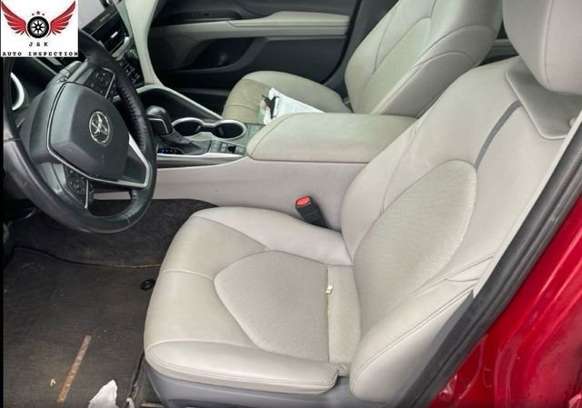 Used 2021 Toyota Camry XLE image 12