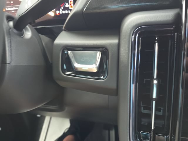 New 2026 GMC Yukon XL AT4 w/ AT4 Premium Package AWD/4WD image 26