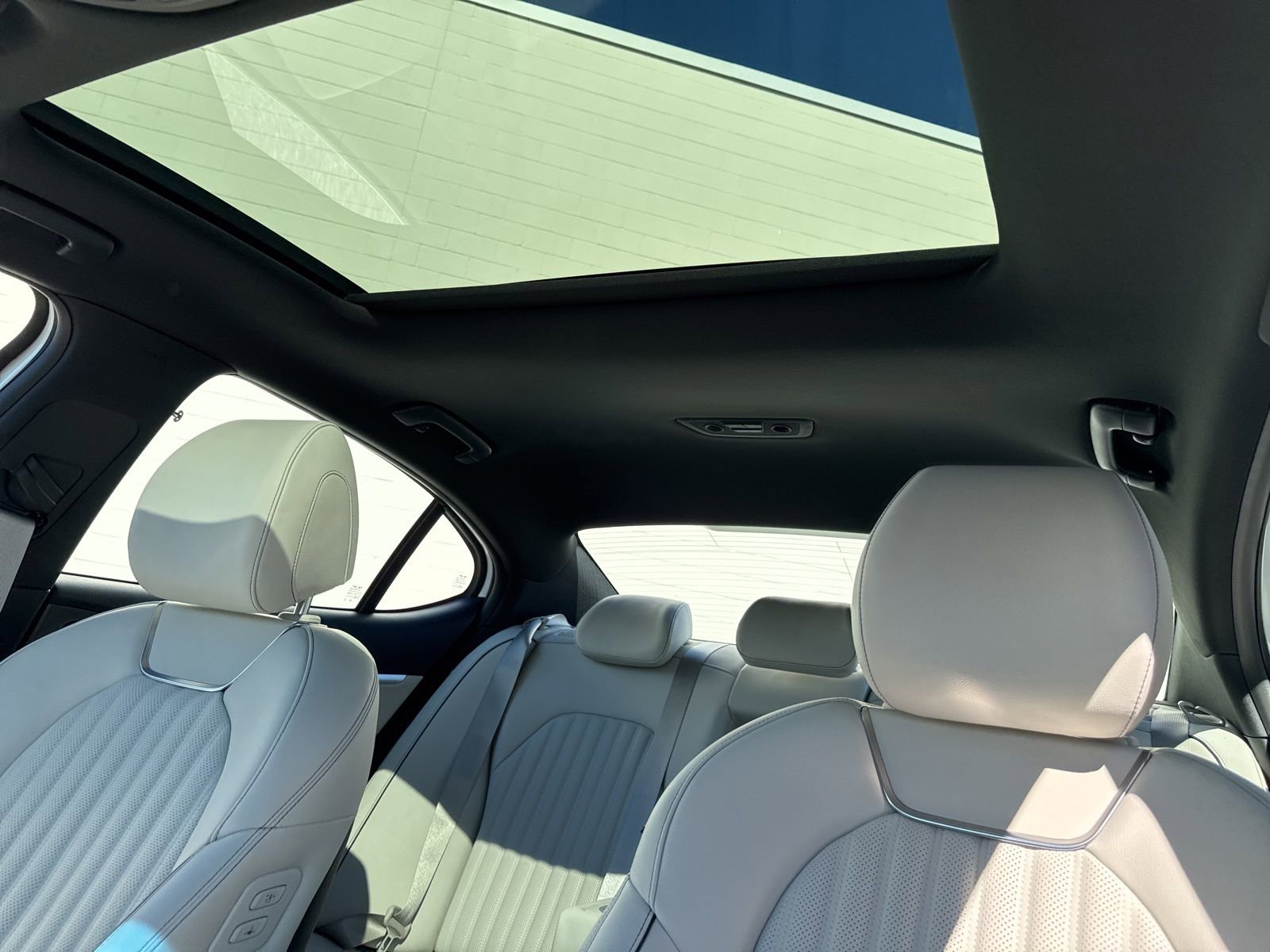 Used 2026 Genesis G70 3.3T Sport Prestige image 35