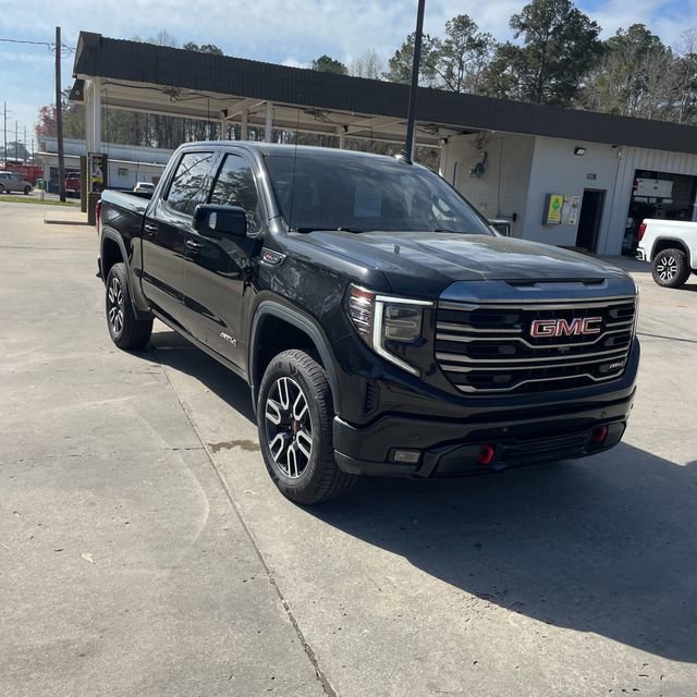 Used 2023 GMC Sierra 1500 AT4 image 7