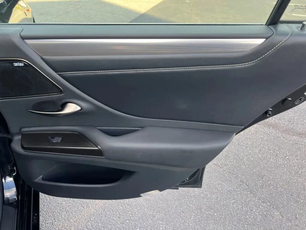 Used 2019 Lexus ES 350 F Sport w/ Accessory Package image 20