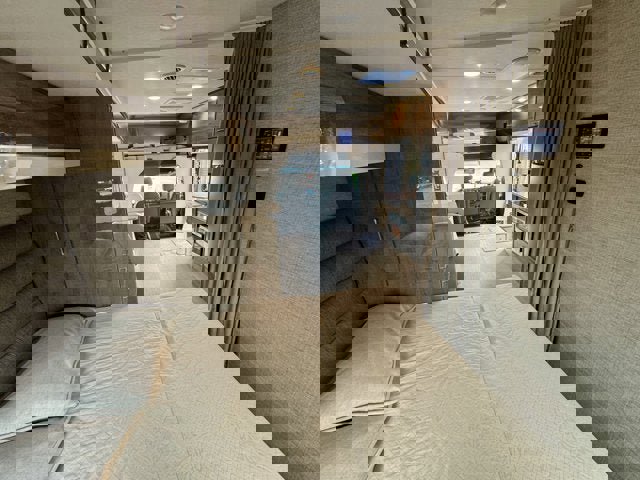 Used 2022 Mercedes-Benz Sprinter 3500 image 39