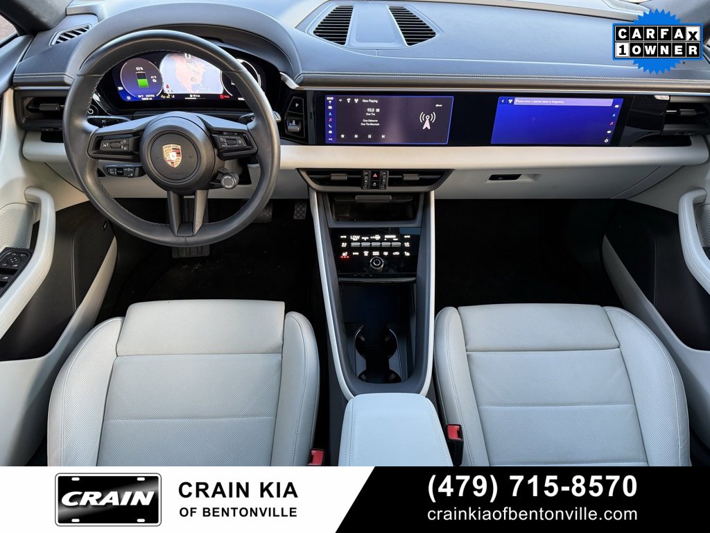 Used 2024 Porsche Macan 4 Electric image 27