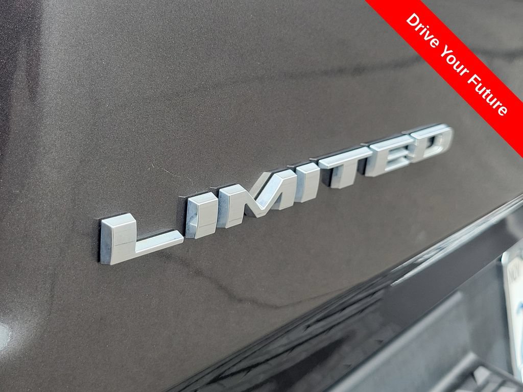 Used 2019 RAM 1500 Limited RWD image 30