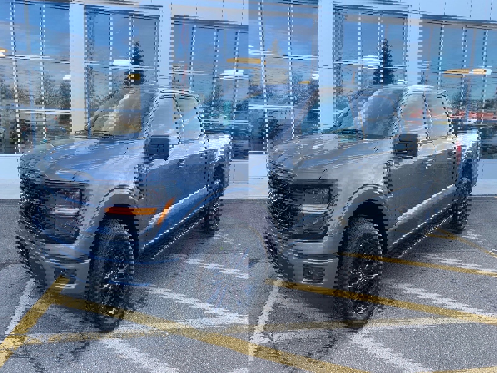 Used 2025 Ford F150 XLT w/ Equipment Group 302A MID image 1