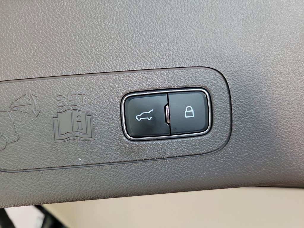 Used 2024 Lincoln Aviator Reserve w/ Elements Package Plus image 17