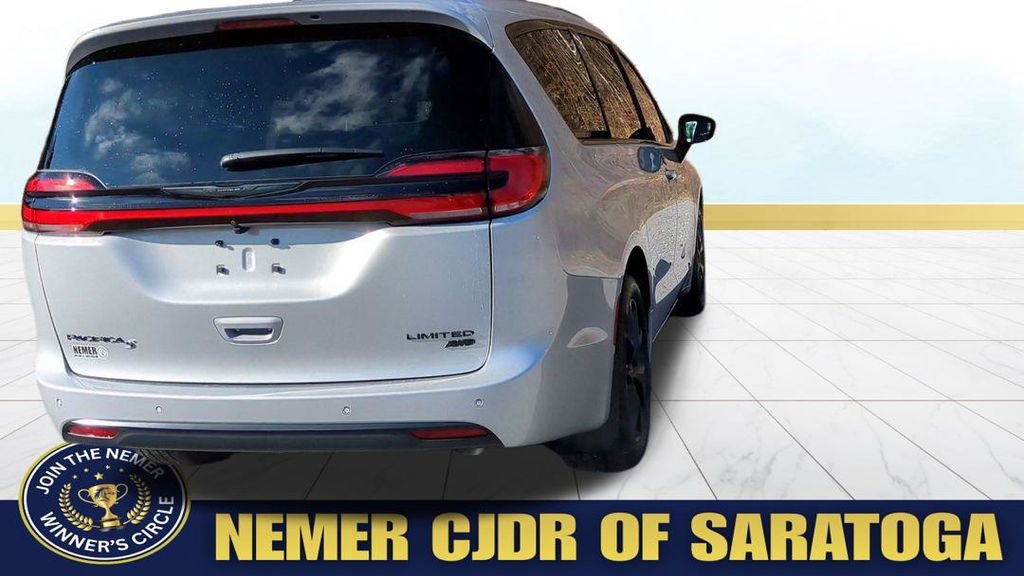 New 2026 Chrysler Pacifica Limited w/ S Appearance Package image 5