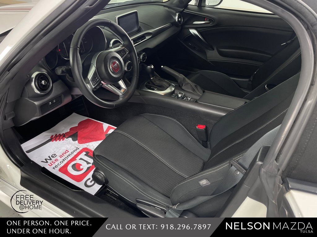 Used 2020 FIAT 124 Spider Classica w/ Technology Group image 18