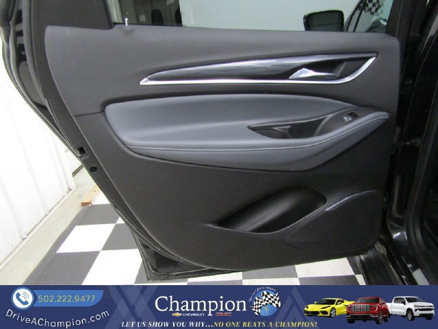 Used 2018 Buick Enclave Essence AWD/4WD image 15