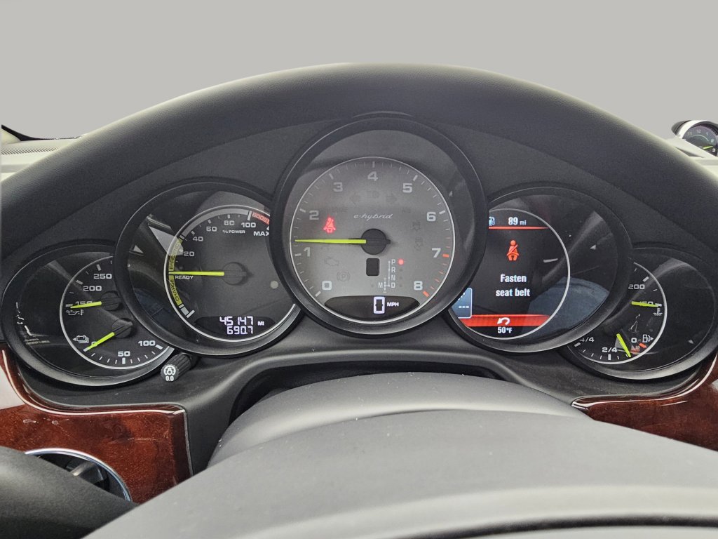 Used 2014 Porsche Panamera S image 11