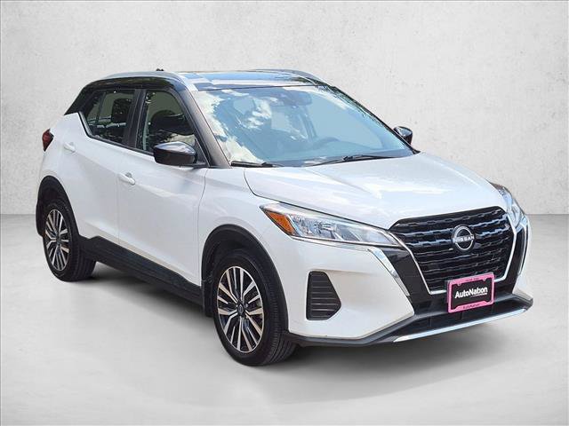 Used 2022 Nissan Kicks SV FWD image 3