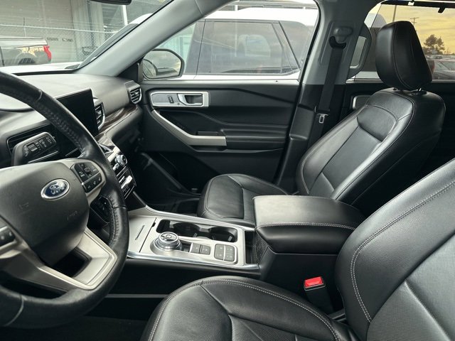 Used 2022 Ford Explorer Limited w/ Equipment Group 301A image 14