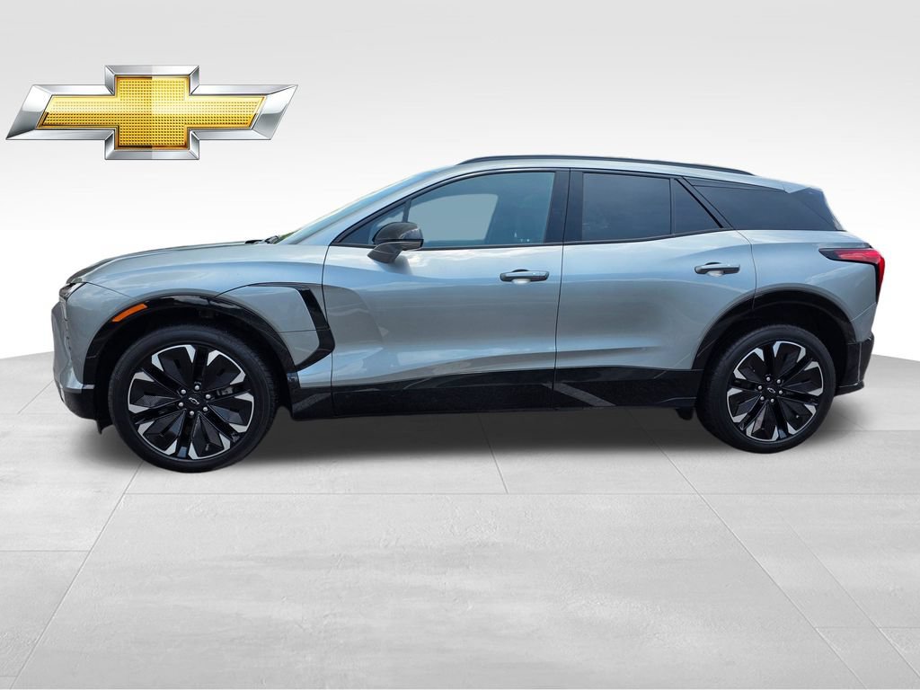 Certified 2025 Chevrolet Blazer EV RS AWD/4WD image 3