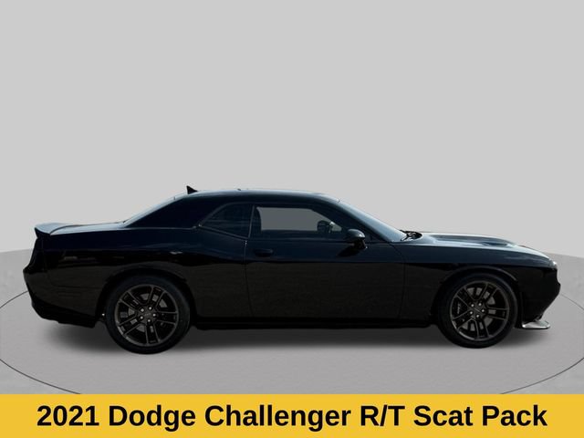 Used 2021 Dodge Challenger R/T Scat Pack w/ Dynamics Package RWD image 3