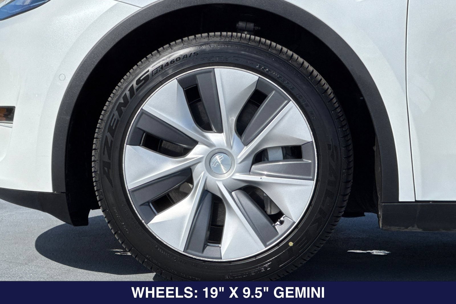 Used 2020 Tesla Model Y Long Range AWD/4WD image 27