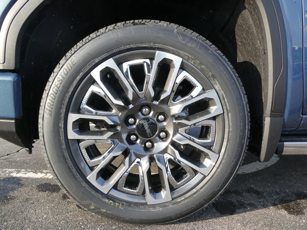 New 2026 GMC Sierra 1500 Denali Ultimate w/ LPO, Black Badging Package image 8