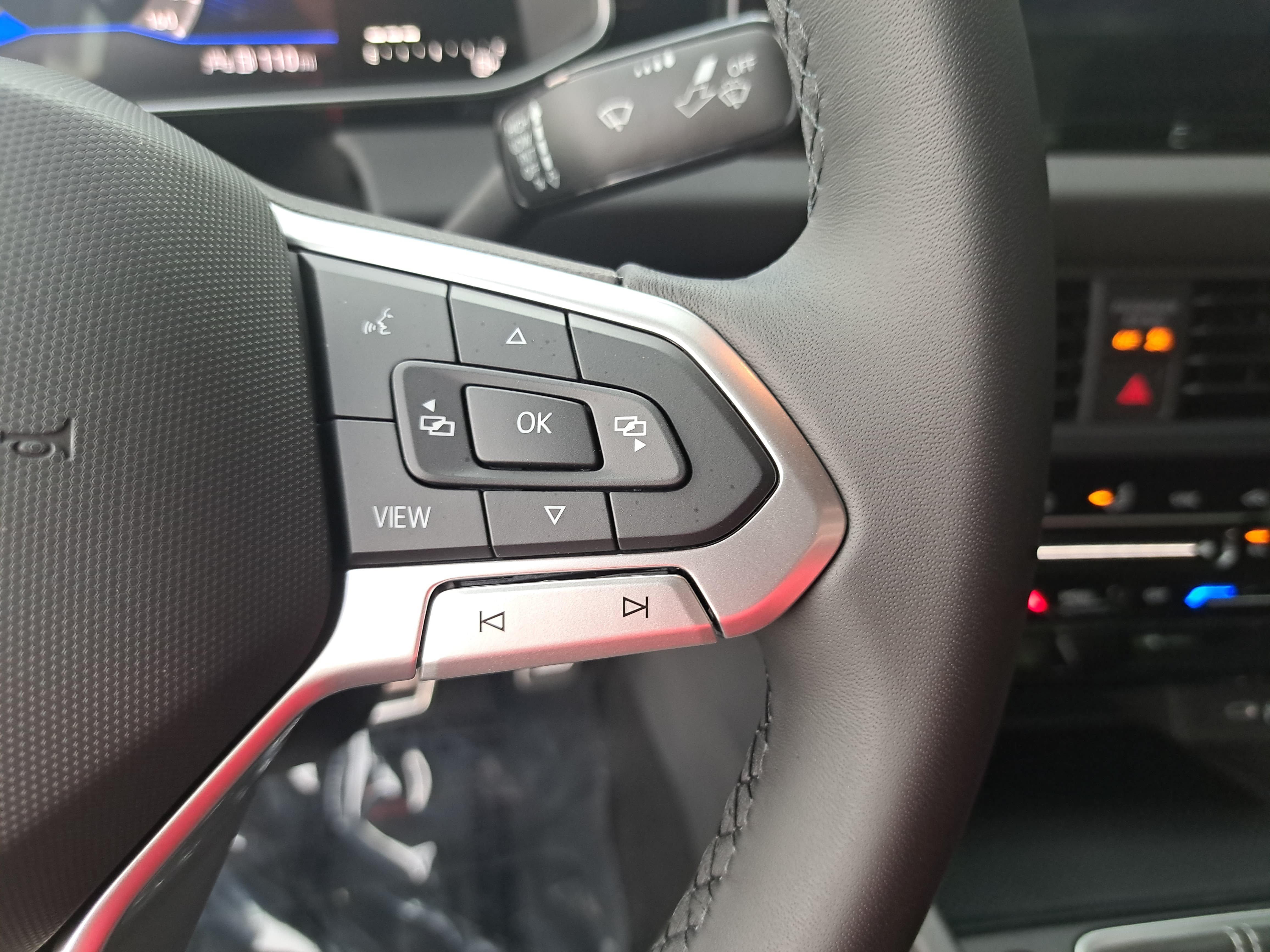 New 2027 Volkswagen Jetta Sport FWD image 17