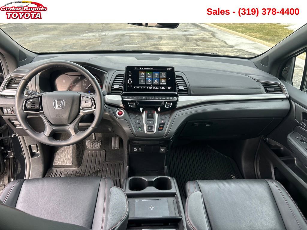 Used 2025 Honda Odyssey Sport-L image 13
