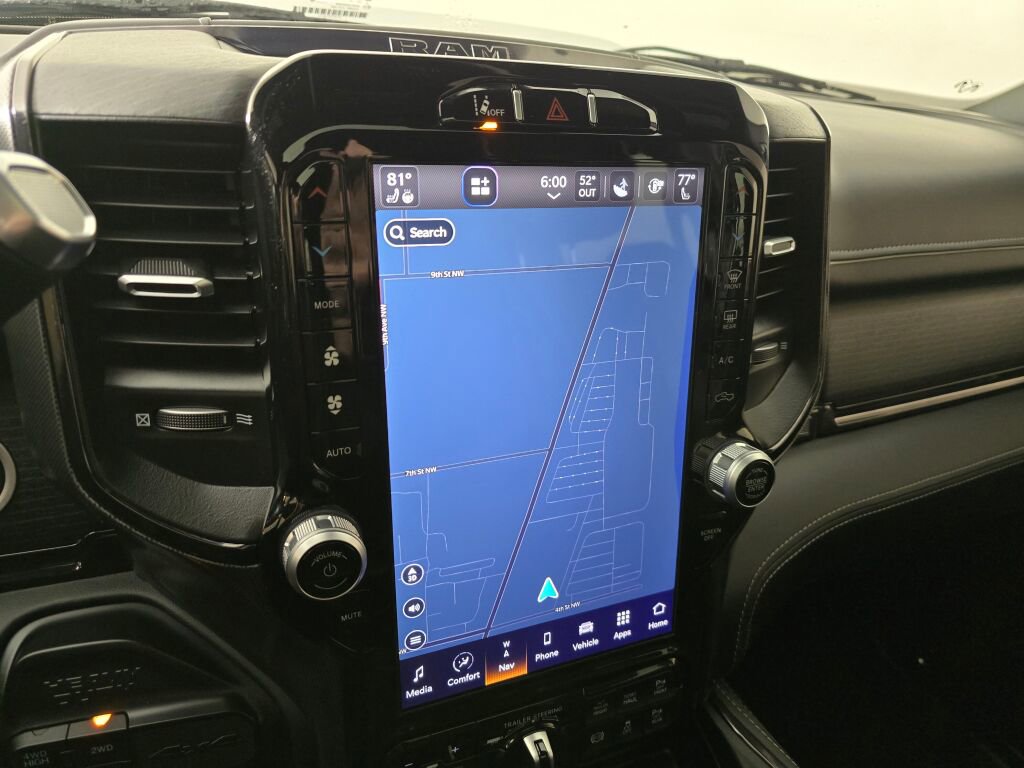 Used 2024 RAM 2500 Limited image 29