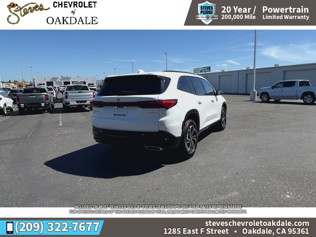 Certified 2025 Buick Enclave Sport Touring AWD/4WD image 11