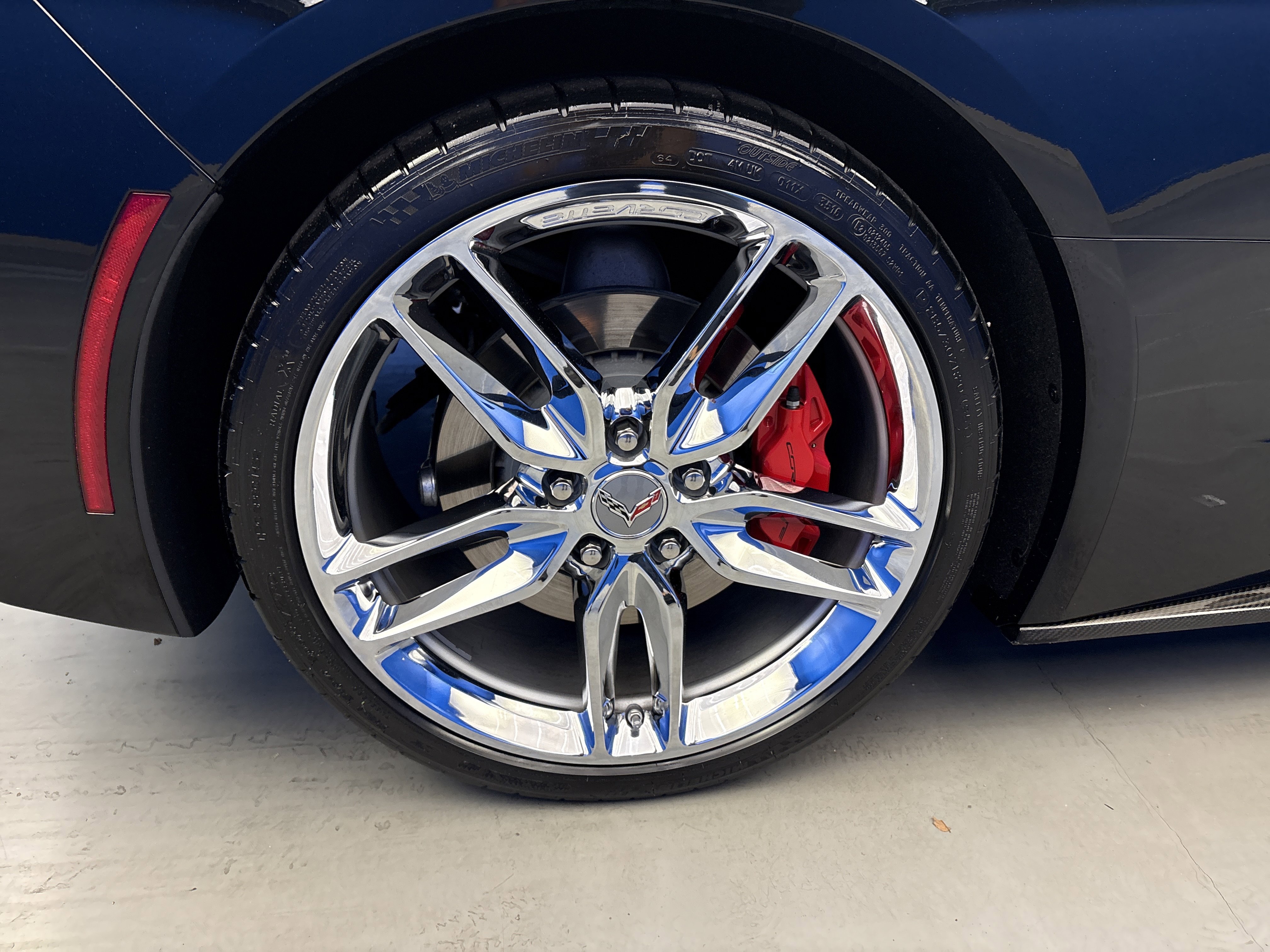 Used 2017 Chevrolet Corvette Stingray Coupe w/ 2LT Preferred Equipment Group RWD image 8