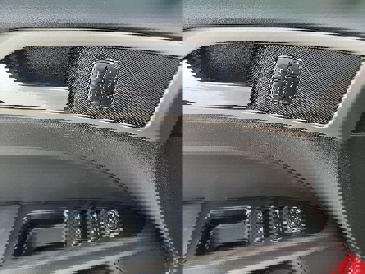 Used 2016 Ford Fusion SE w/ Equipment Group 202A image 11