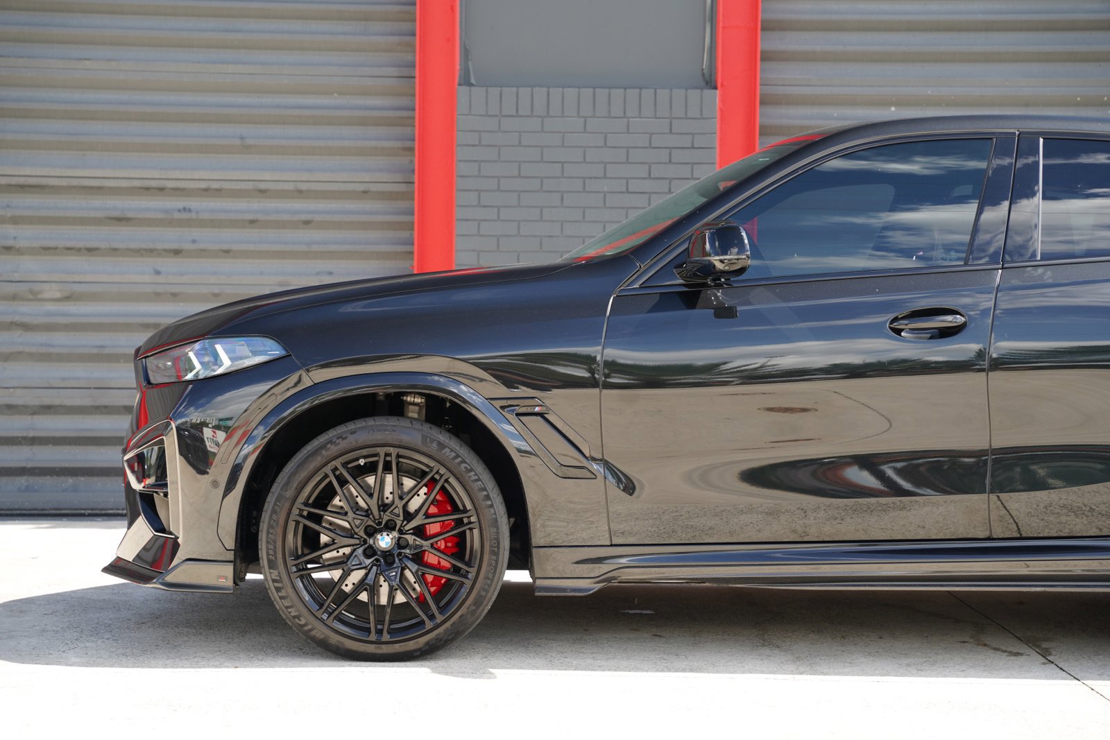Used 2025 BMW X6 M Competition w/ Executive Package AWD/4WD image 5