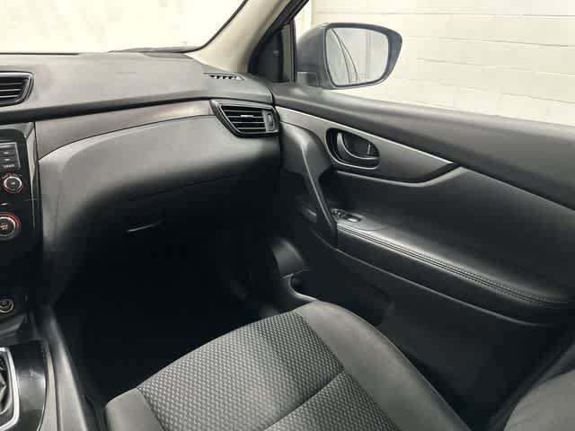 Used 2020 Nissan Rogue Sport S AWD/4WD image 13