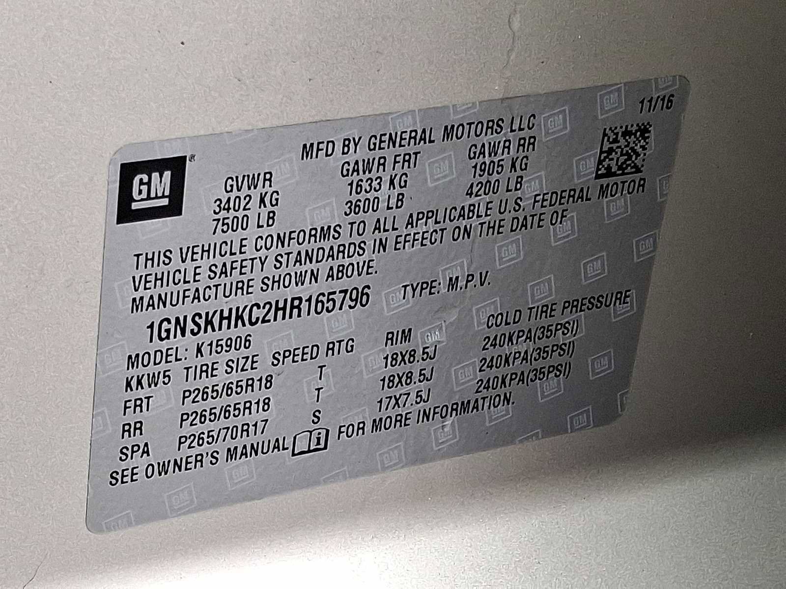 Used 2017 Chevrolet Suburban LT image 38