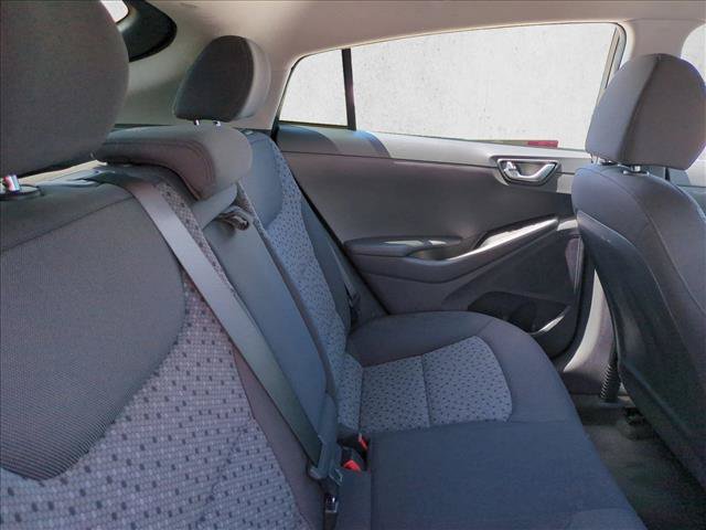 Used 2017 Hyundai Ioniq SEL FWD image 18