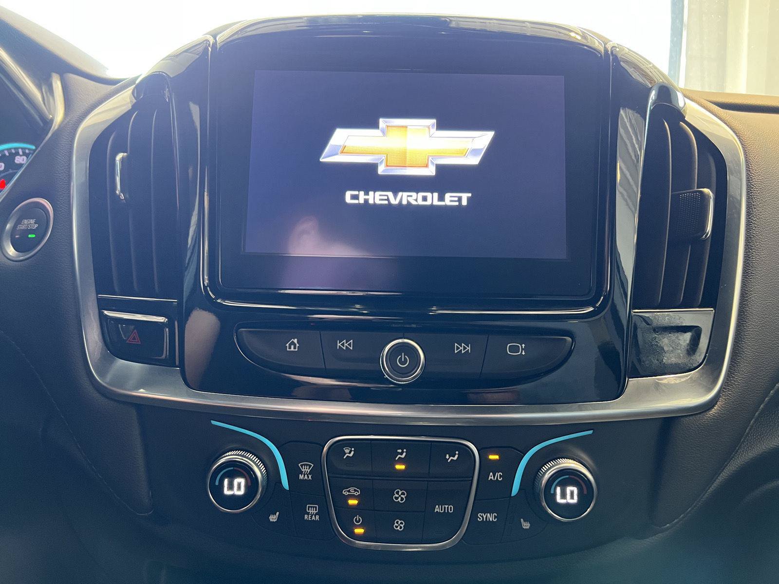 Used 2023 Chevrolet Traverse LT AWD/4WD image 21