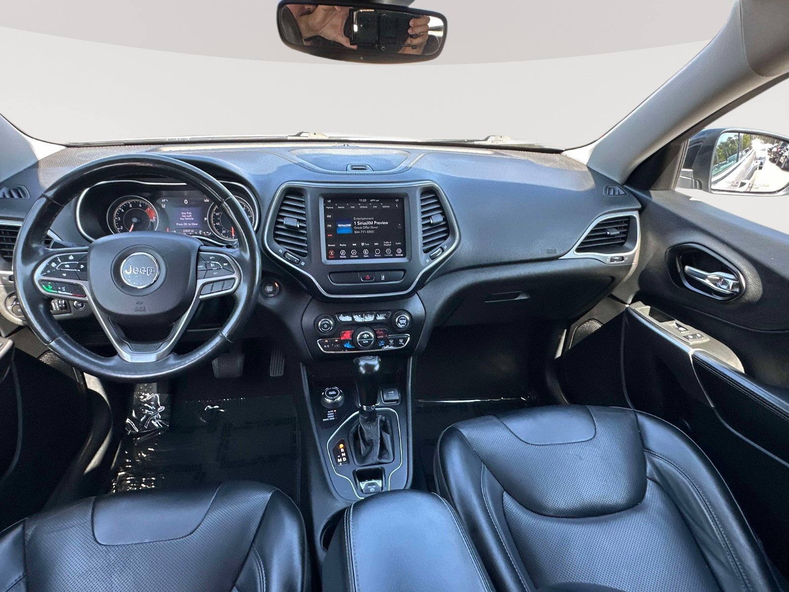 Used 2022 Jeep Cherokee Latitude Lux AWD/4WD image 7