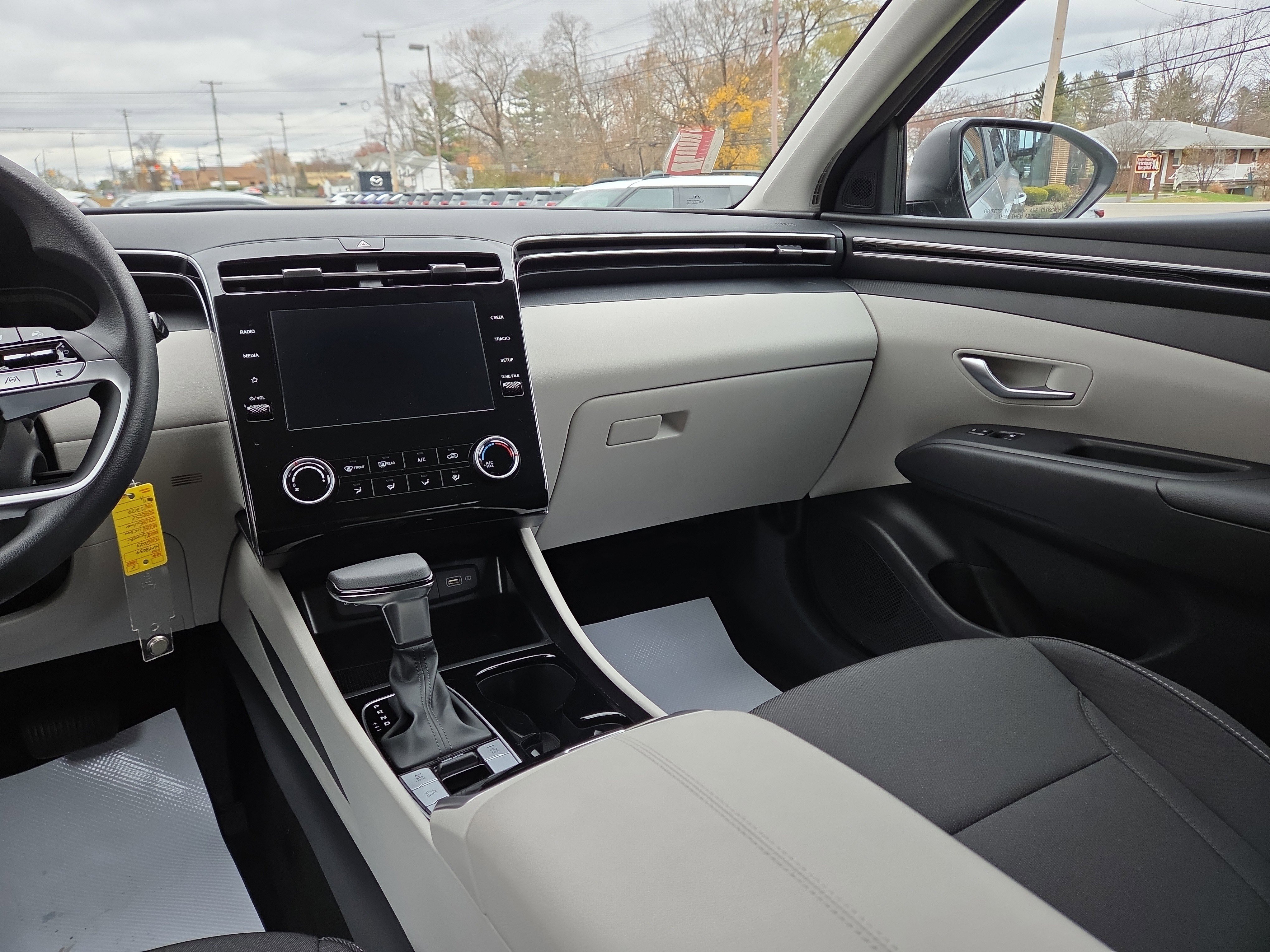 Certified 2023 Hyundai Tucson SE image 22