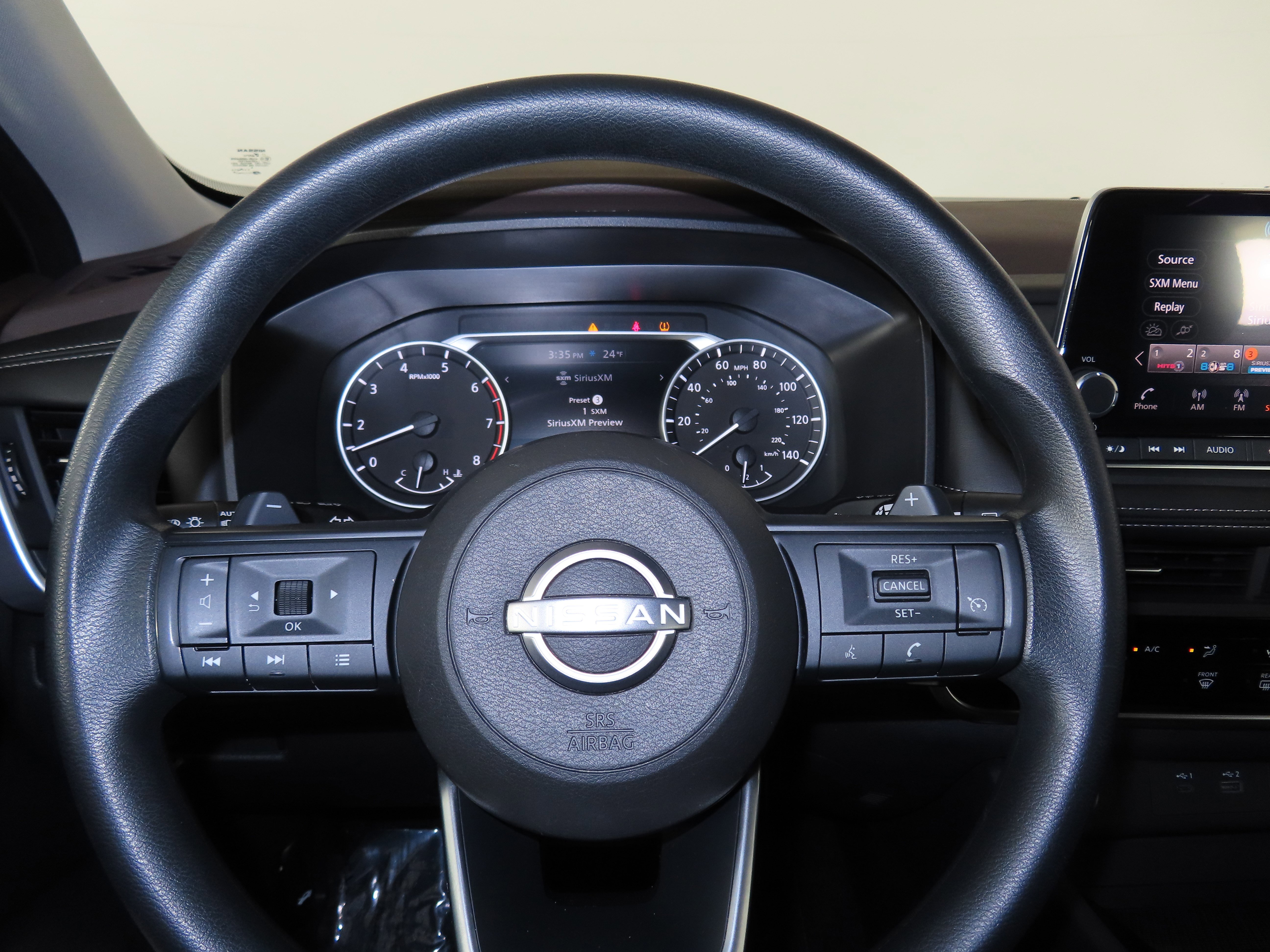 Certified 2023 Nissan Rogue S image 15