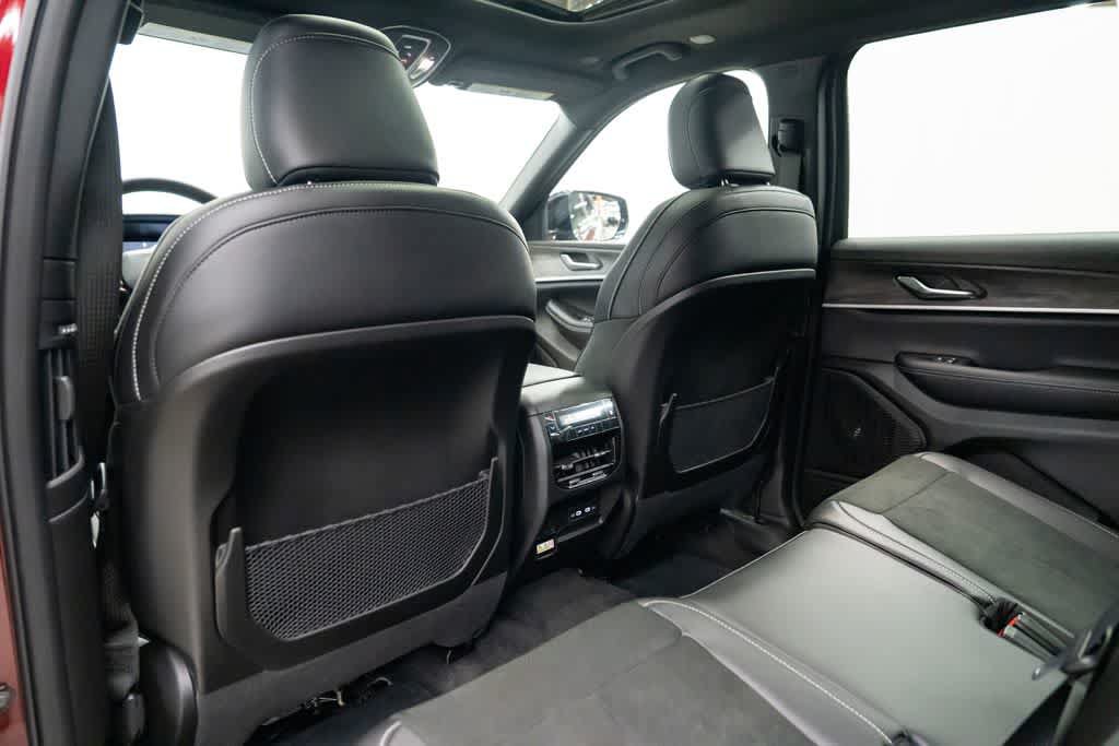 New 2026 Jeep Grand Cherokee L 4WD image 28