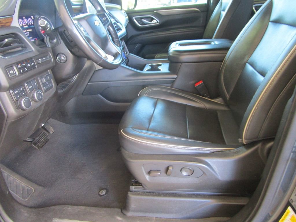 Used 2021 Chevrolet Tahoe Premier w/ Premium Package image 22