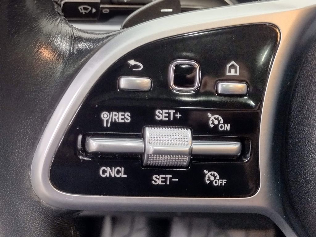 Used 2020 Mercedes-Benz GLE 350 4MATIC image 29