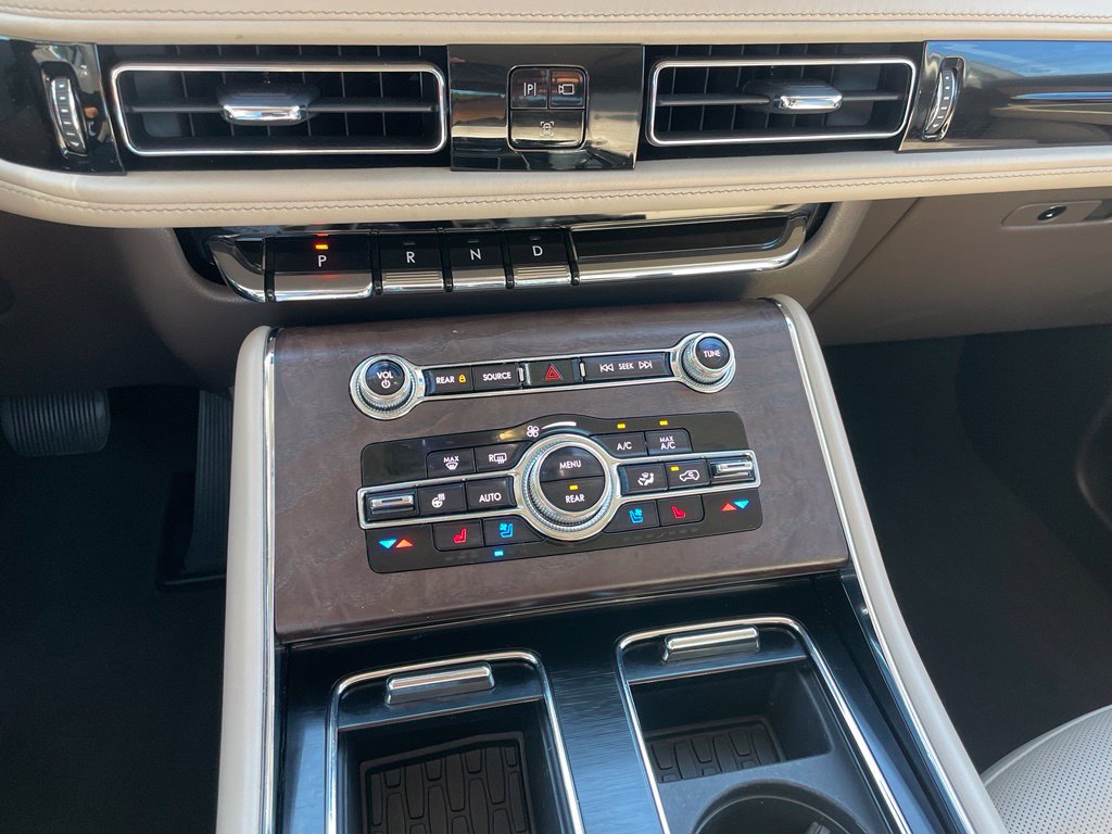 Used 2021 Lincoln Aviator Reserve w/ Elements Package Plus AWD/4WD image 18