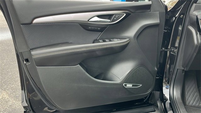 Certified 2025 Buick Envision Sport Touring image 11