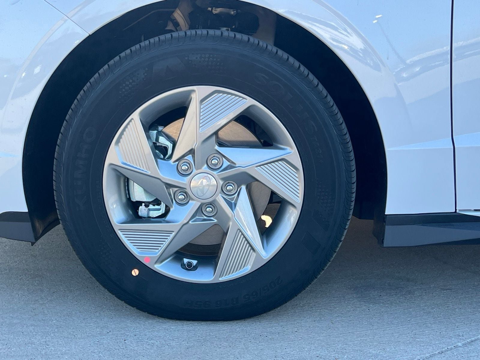 New 2026 Hyundai Sonata SE FWD image 8