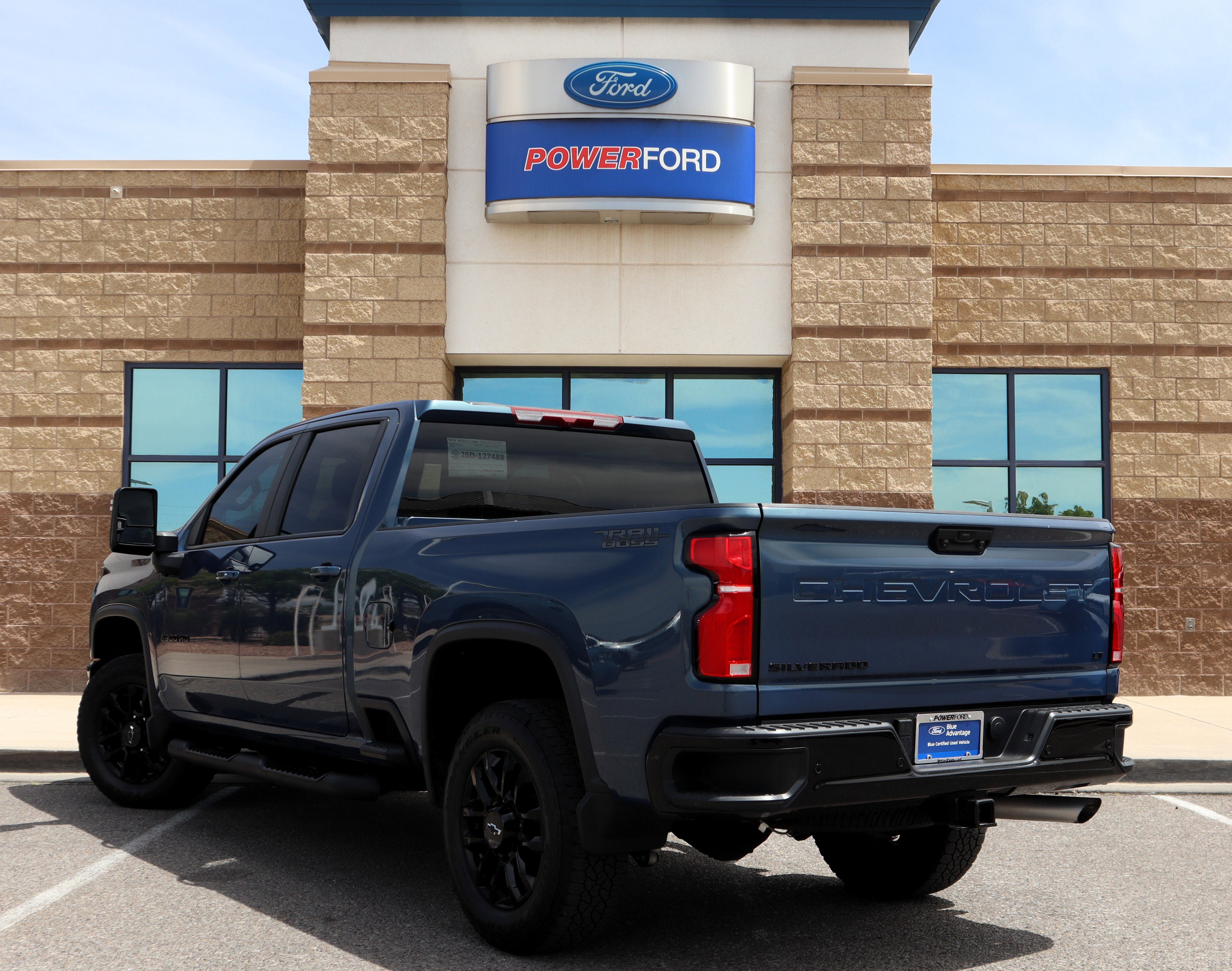 Used 2025 Chevrolet Silverado 2500 LT w/ Trail Boss Package AWD/4WD image 8