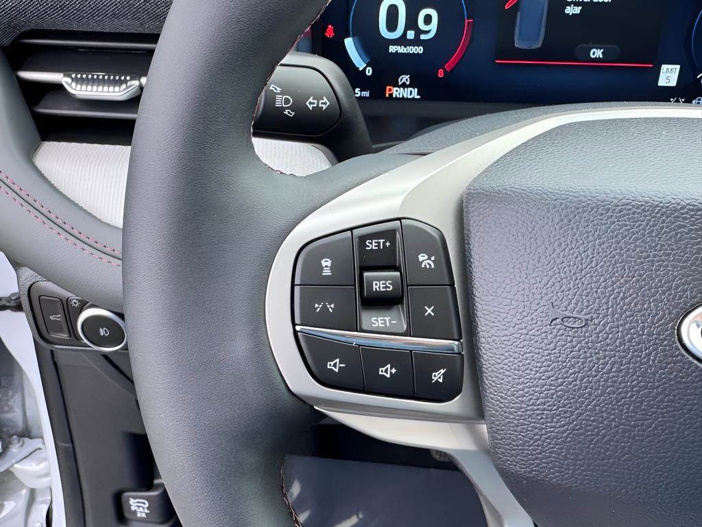 New 2026 Ford Explorer Active w/ Active Comfort Package image 16