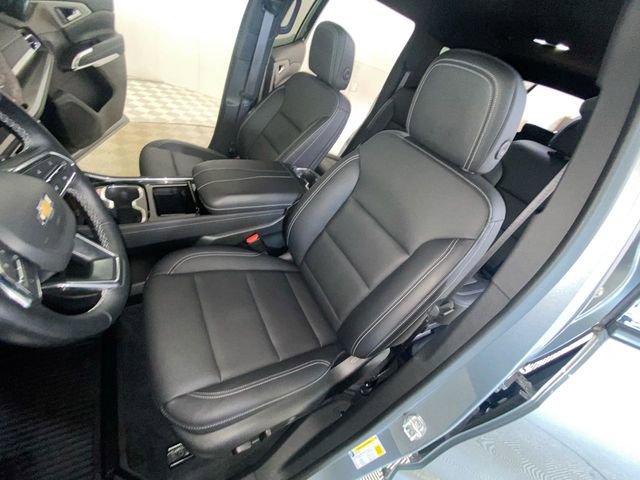 Used 2024 Chevrolet Traverse LT w/ LPO, Floor Liner Package AWD/4WD image 14