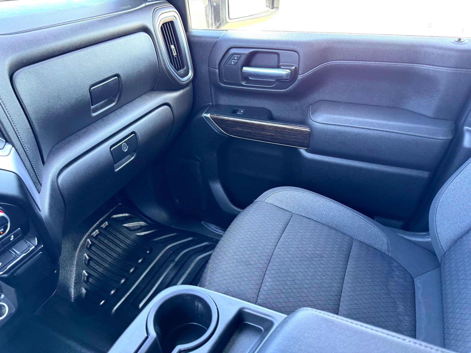 Used 2023 GMC Sierra 2500 SLE w/ SLE Convenience Package image 29