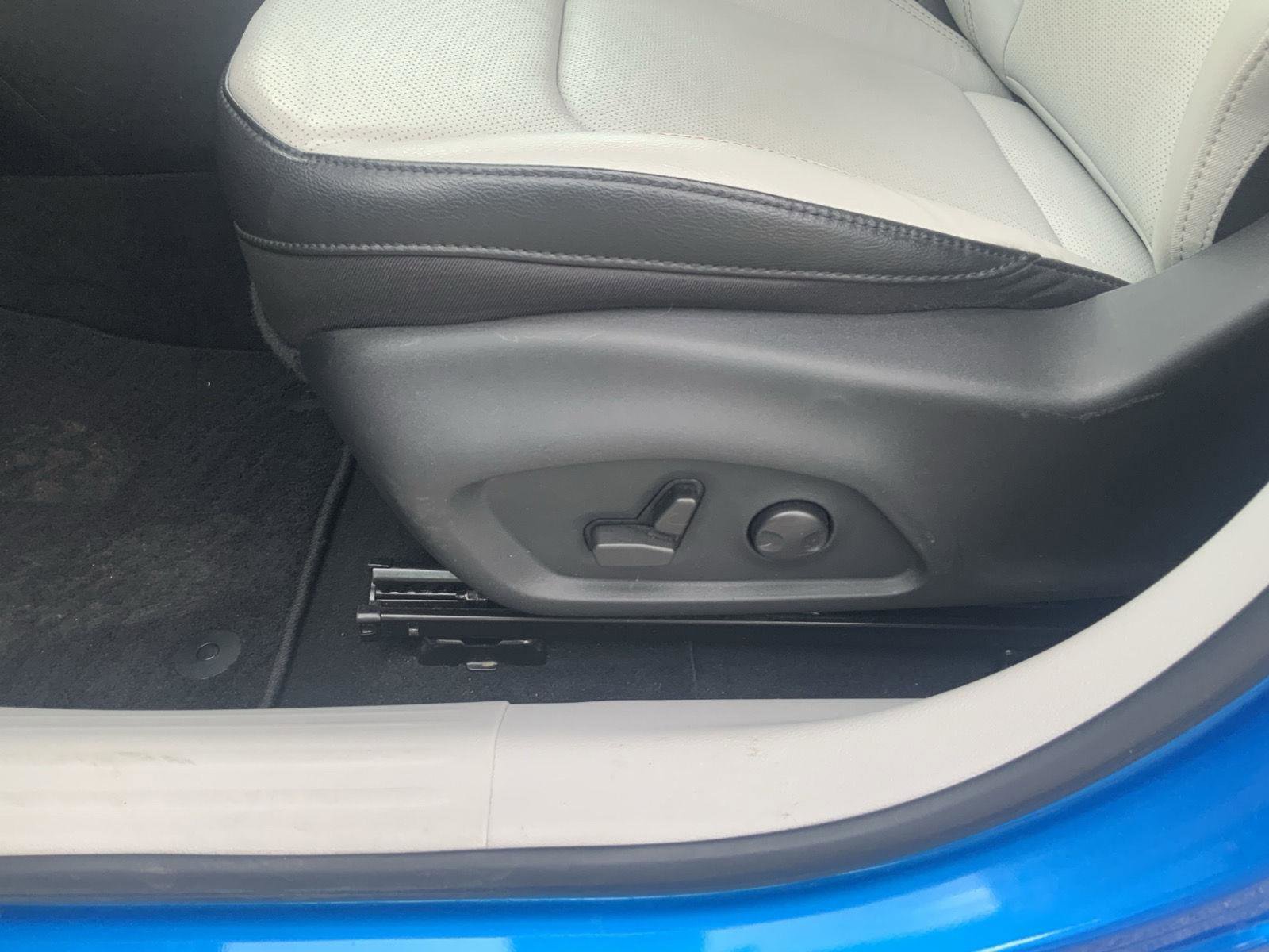 Used 2022 Jeep Compass Limited w/ Elite Group image 25