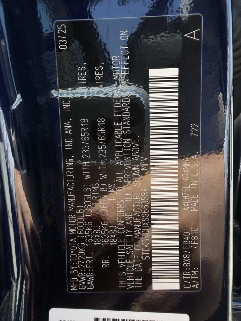 Used 2025 Toyota Highlander XLE AWD/4WD image 31