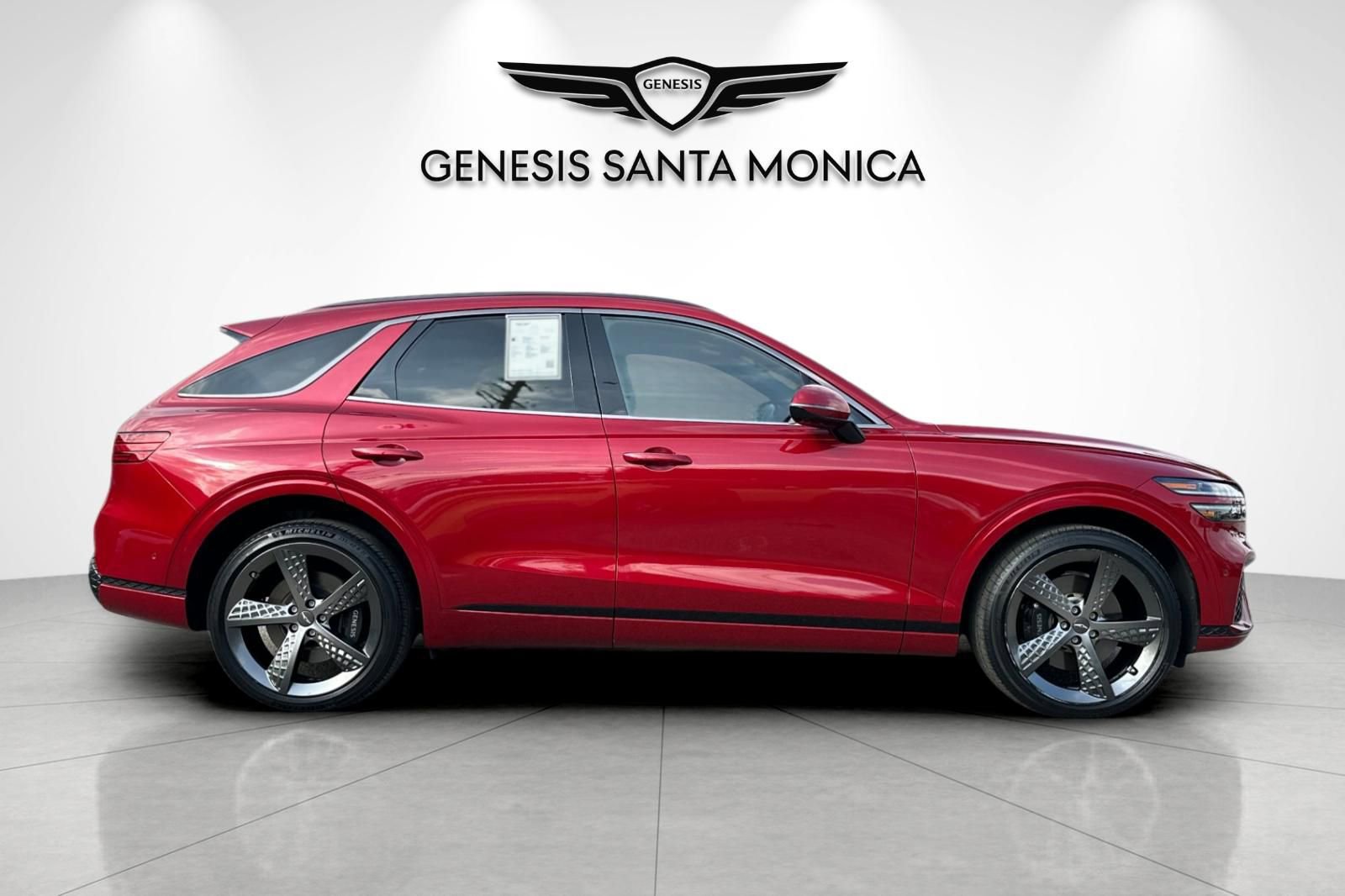 Used 2023 Genesis GV70 2.5T w/ Sport Prestige Package AWD/4WD image 4