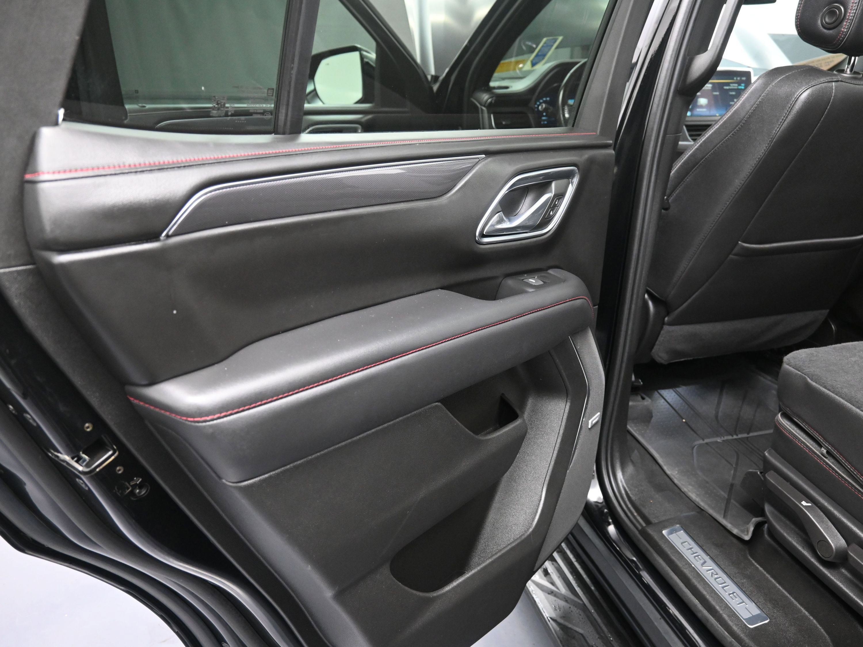 Used 2024 Chevrolet Tahoe RST w/ Luxury Package image 20